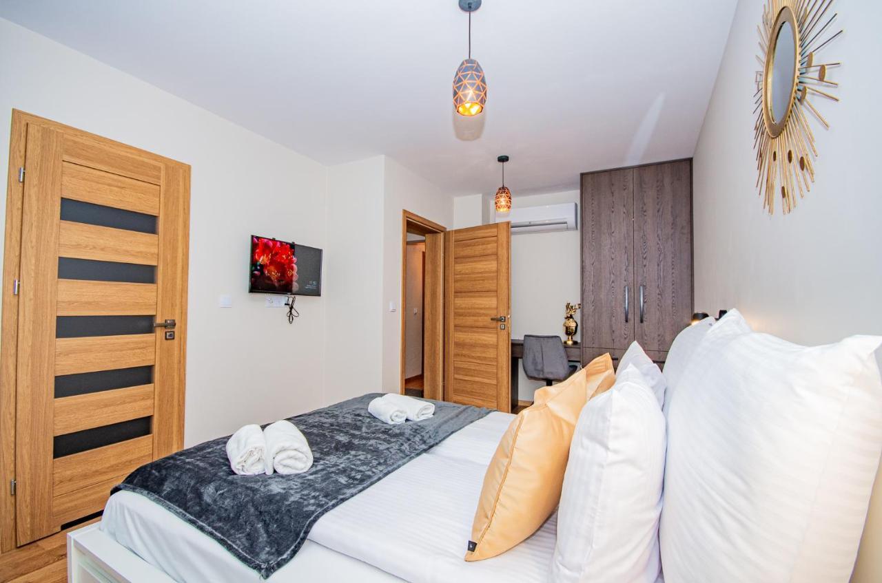 Inpoint Spacious Apartments Near Main Square & Kazimierz District Cracovia Exterior foto