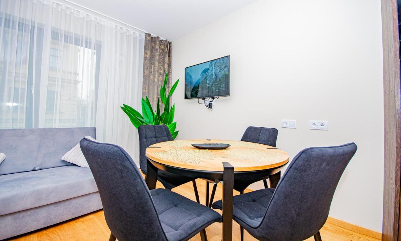 Inpoint Spacious Apartments Near Main Square & Kazimierz District Cracovia Exterior foto
