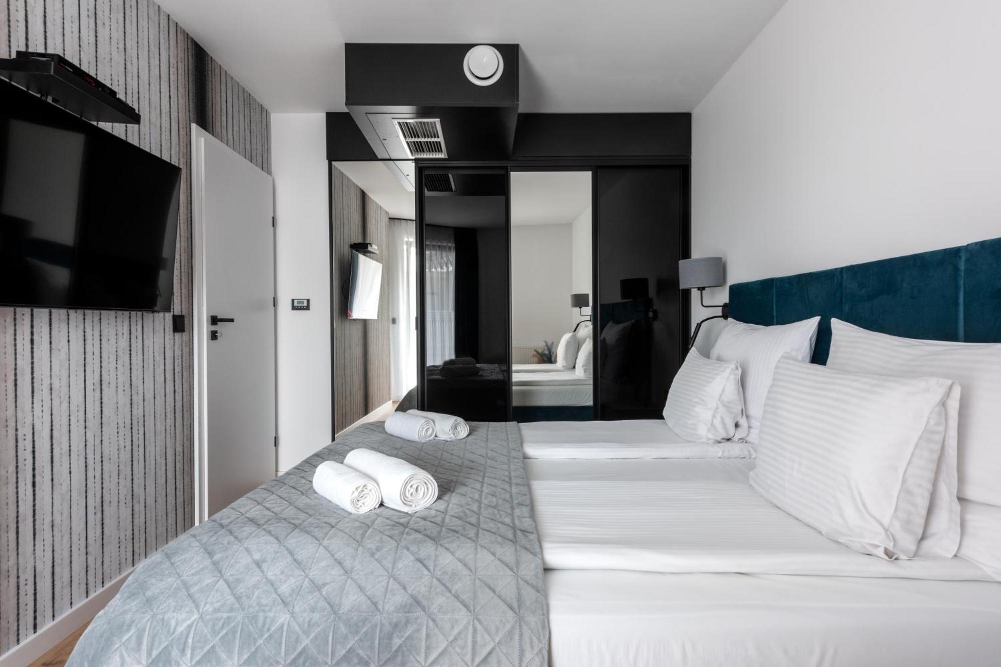 Inpoint Spacious Apartments Near Main Square & Kazimierz District Cracovia Habitación foto